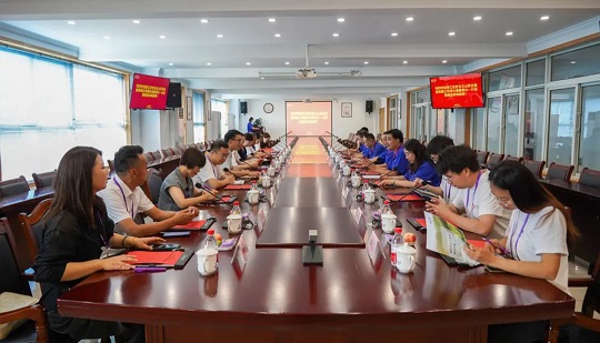 Zhejiang Anji Lonwonson Tea Industry Group Co., Ltd'nin Başkanı Pan Yuanqing ve Heyeti Değişim Amaçlı Jiexun'u Ziyaret Etti
