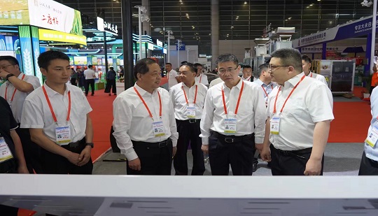Bulut Kontrol Üretim Hattının Akıllı Ortak Kontrol Çözümü Fuzhou'da Tanıtıldı